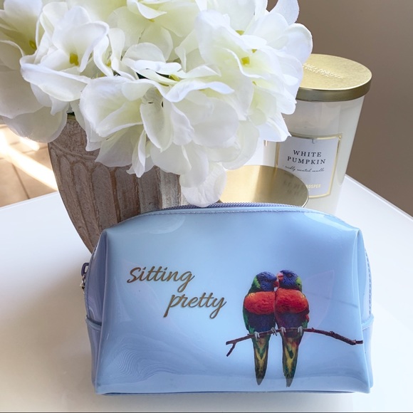 Catseye ‘Sitting Pretty’ Pouch - Picture 2 of 4